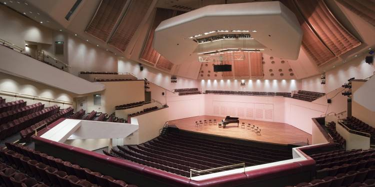 Royal Concert Hall auditorium 2014 sml credit Martine Hamilton Knight